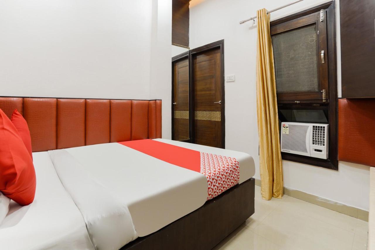 Oyo 48489 Adarsh Plaza Hotel Saharanpur Bagian luar foto